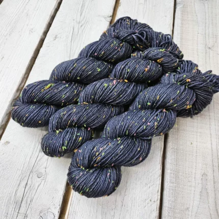 Slow Down - Neon Tweed DK