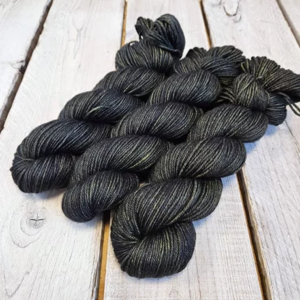 Merino Silk Yak DK by Vatnsnes Yarn