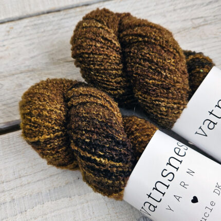 Boucle by Vatnsnes Yarn