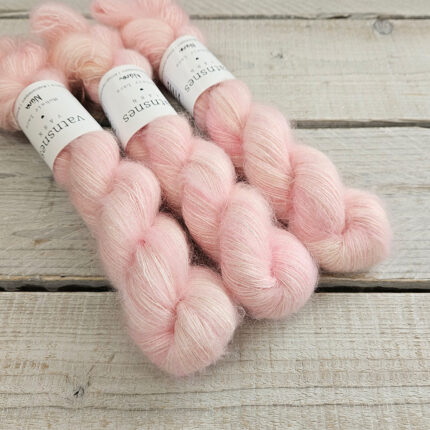 Núna - Mohair Lace