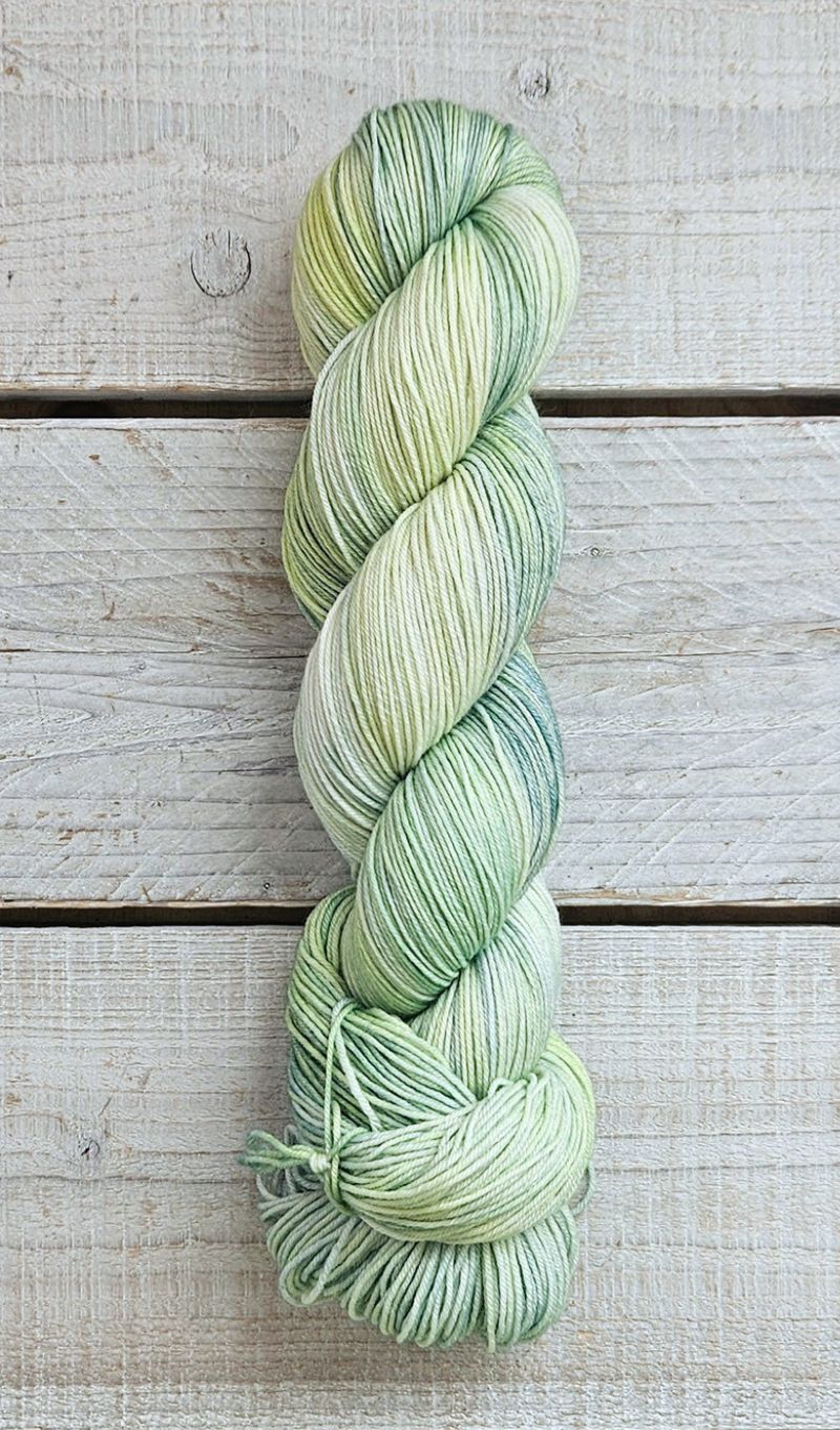 jonsmessunott-vatnsnes-handlitad-hand-dyed.jpg Jónsmessunótt - Perfect Sock - Image 1